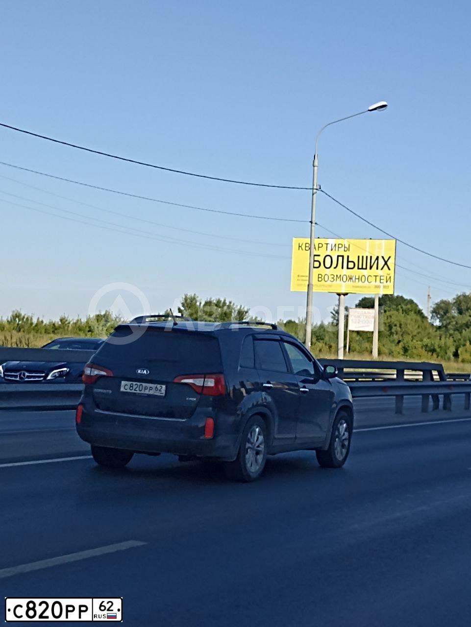 Фото автомобиля KIA SORENTO, 2012 — госномер С820РР62. Цвет: ЧЕРНЫЙ