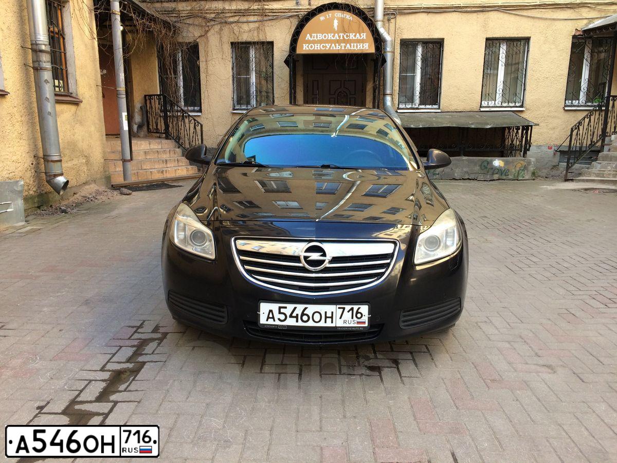 Фото автомобиля OPEL INSIGNIA, 2009 — госномер К827АХ53. Цвет: ЧЕРНЫЙ