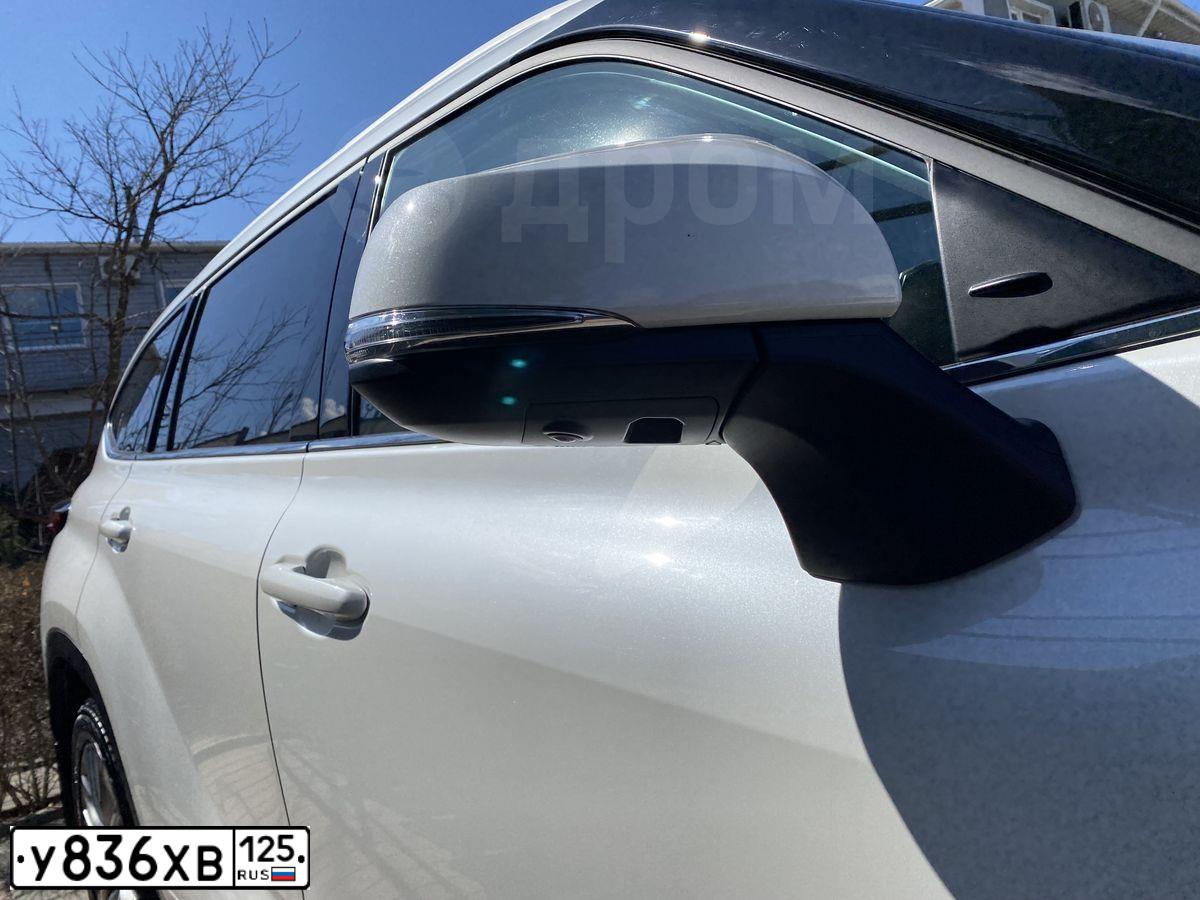 Фото автомобиля TOYOTA HIGHLANDER, 2021 — госномер К324МА797. Цвет: Белый