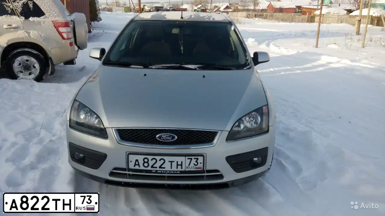 Фото автомобиля FORD FOCUS, 2005 — госномер В160РН43. Цвет: СЕРЫЙ
