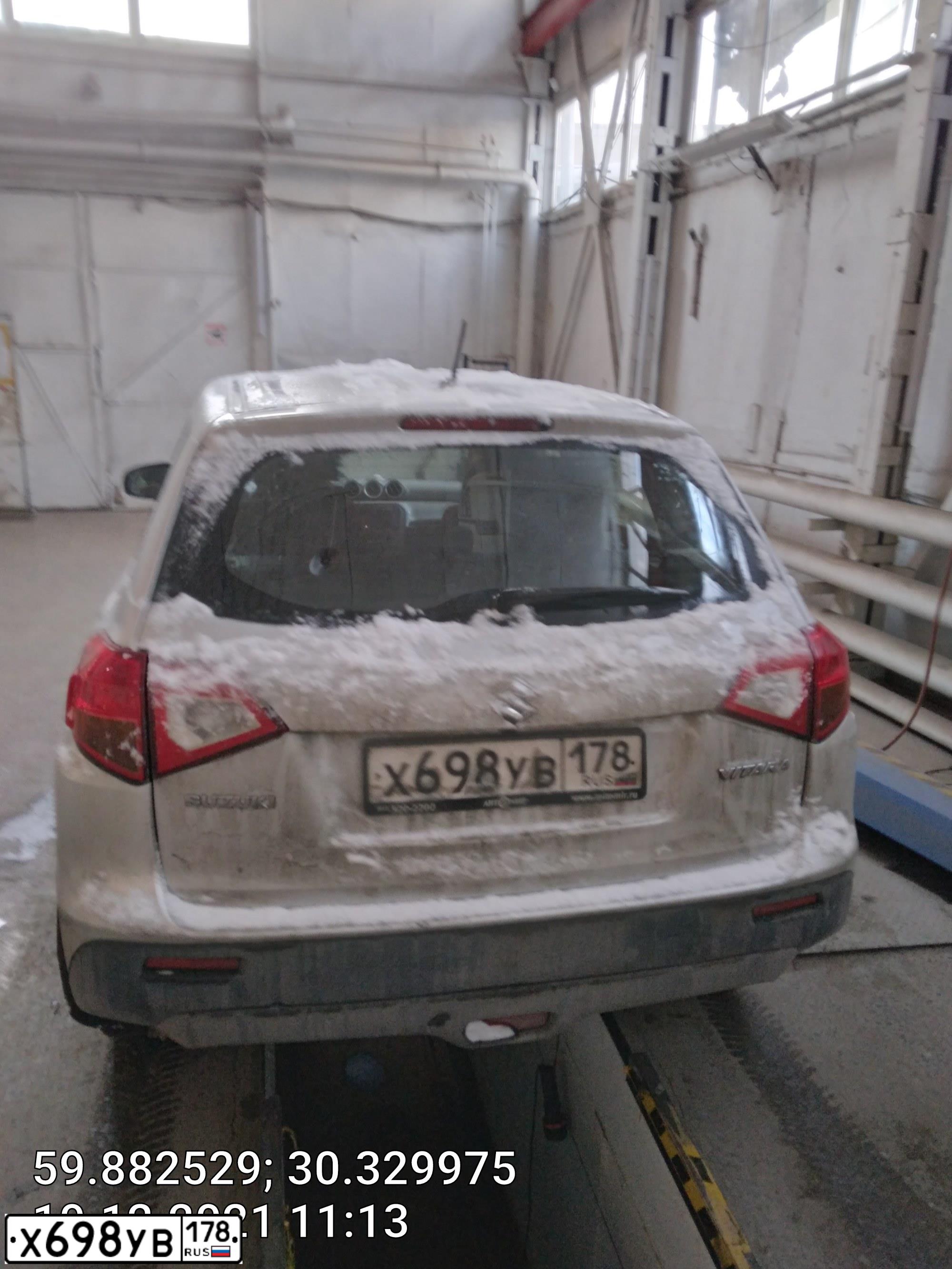 Фото автомобиля SUZUKI /GRAND/ VITARA, 2017 — госномер Х698УВ178. Цвет: СЕРЕБРИСТЫЙ