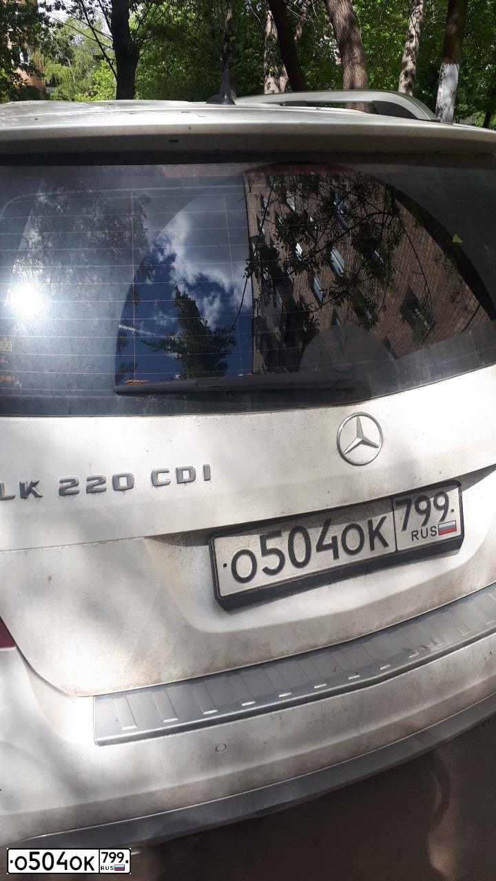Фото автомобиля MERCEDES GLK-KLASSE, 2014 — госномер О504ОК799. Цвет: Белый