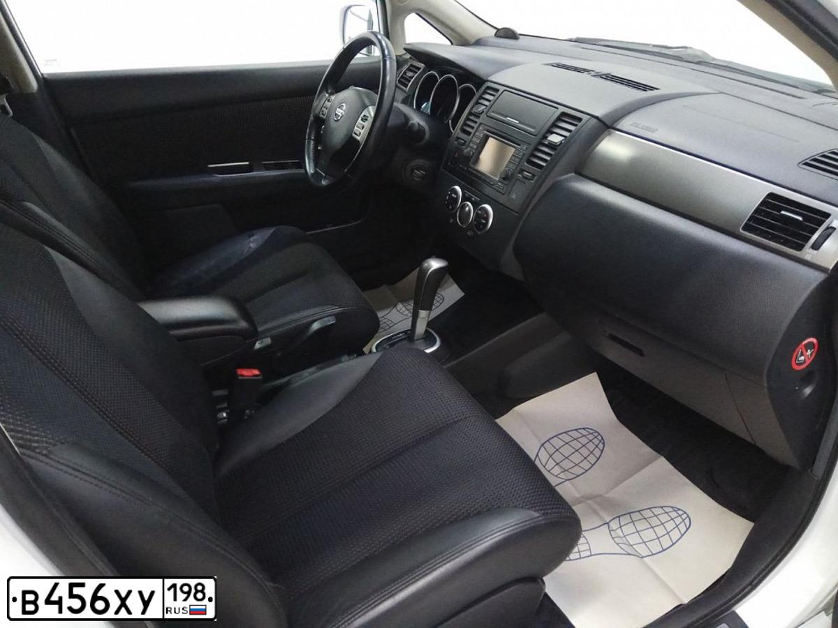 Фото автомобиля NISSAN TIIDA, 2013 — госномер М738ТЕ198