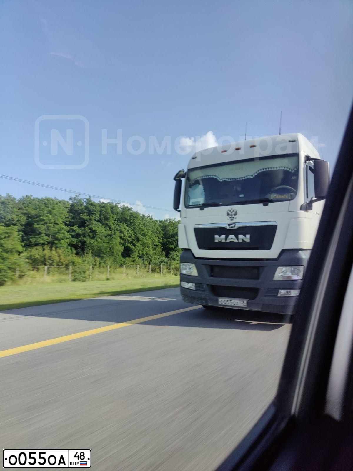 Фото автомобиля MAN TGX 18.XXX /4X2/, 2020 — госномер О055ОА48. Цвет: Белый