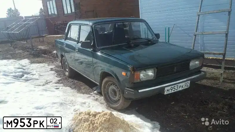 Фото автомобиля LADA 2105, 2006 — госномер М953РК02. Цвет: Темно-зеленый
