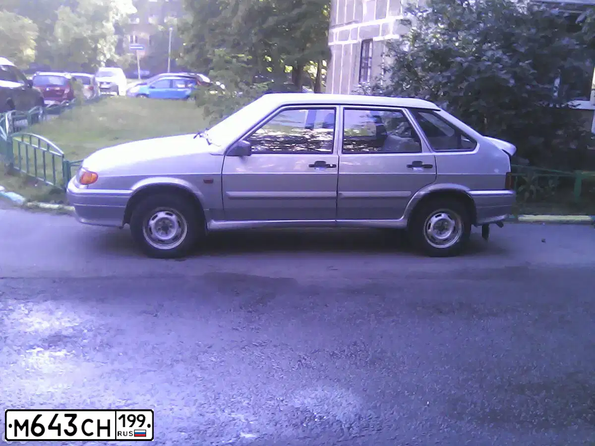 Фото автомобиля LADA 2114 SAMARA, 2009 — госномер Р702РХ57. Цвет: СВЕТЛО-ГОЛУБОЙ