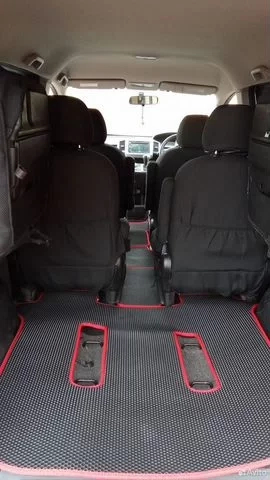 Фото автомобиля KIA SPORTAGE, 2018 — госномер Р555УА124. Цвет: синий