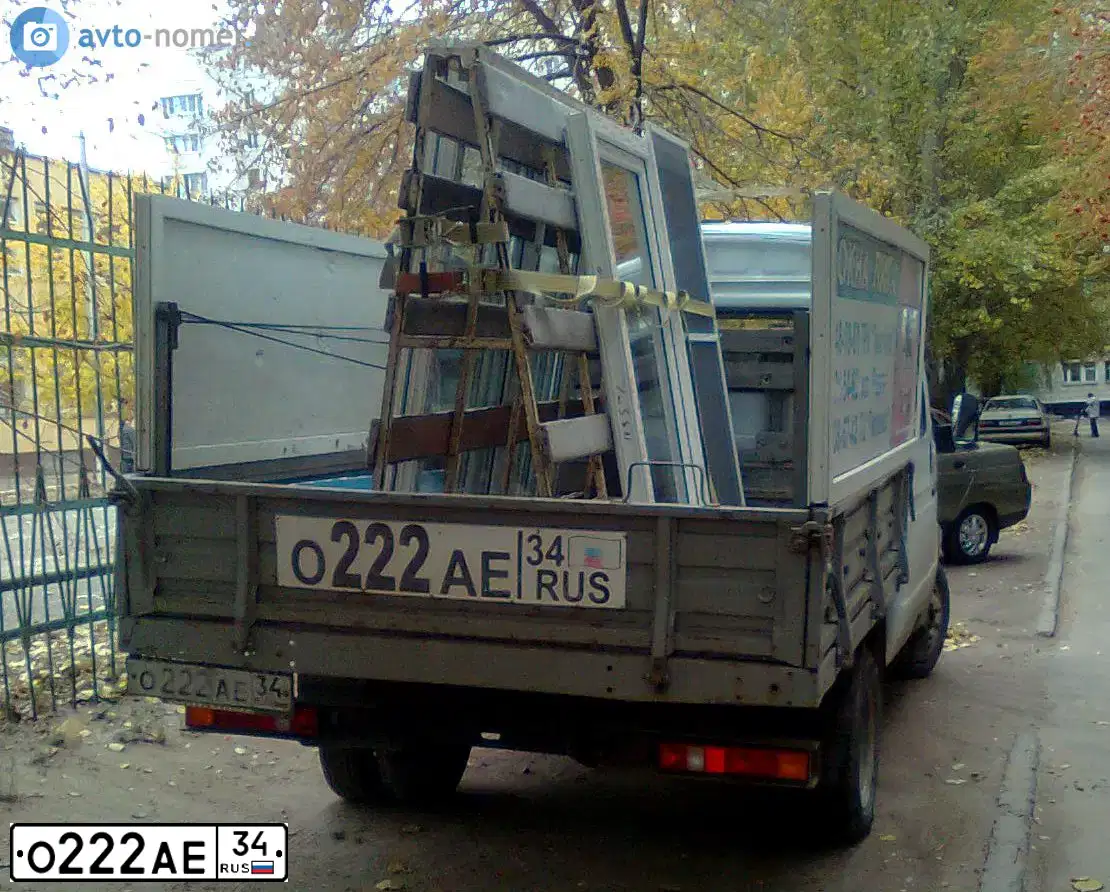 Фото автомобиля ГАЗ 33023, 2001 — госномер О222АЕ34. Цвет: БЕЛЫЙ