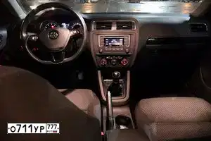 Фото автомобиля VOLKSWAGEN JETTA, 2016 — госномер А904АХ76. Цвет: БЕЛЫЙ