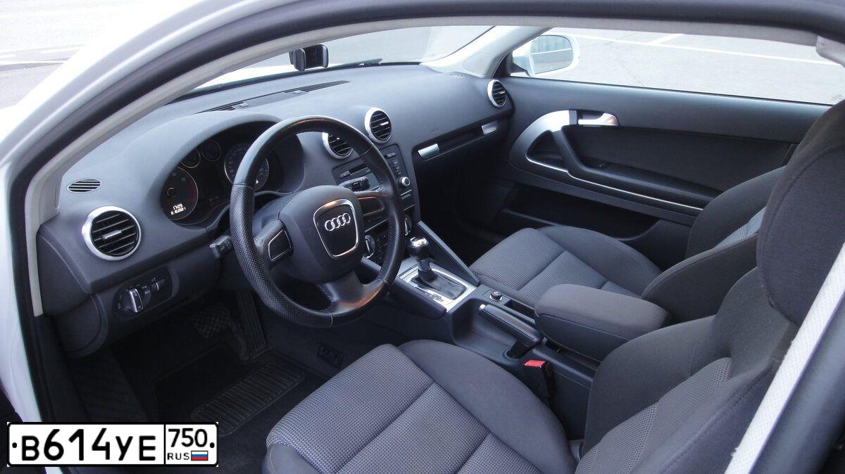 Фото автомобиля AUDI A3, 2012 — госномер Р557УС197. Цвет: Белый