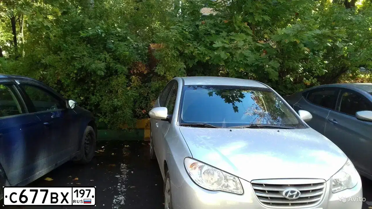 Фото автомобиля HYUNDAI ELANTRA, 2010 — госномер С677ВХ197. Цвет: Серый