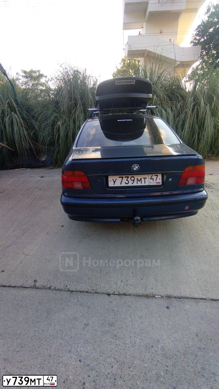 Фото автомобиля BMW SERIE 5, 1999 — госномер У739МТ47. Цвет: ТЕМНО-СИНИЙ