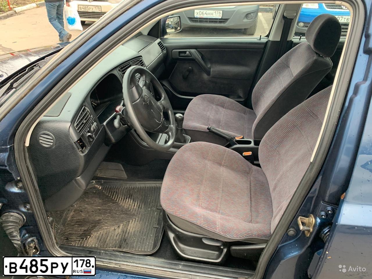 Фото автомобиля VOLKSWAGEN POLO, 2013 — госномер С322МА198. Цвет: Белый