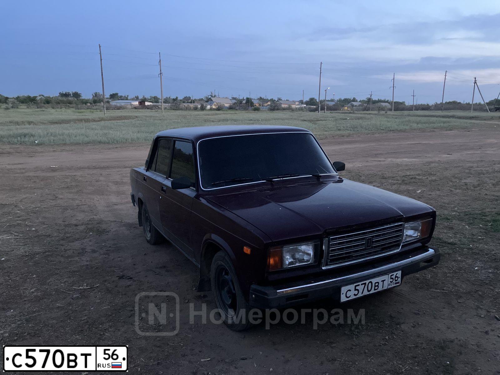 Фото автомобиля LADA 2107, 2007 — госномер С570ВТ56. Цвет: КРАСНЫЙ