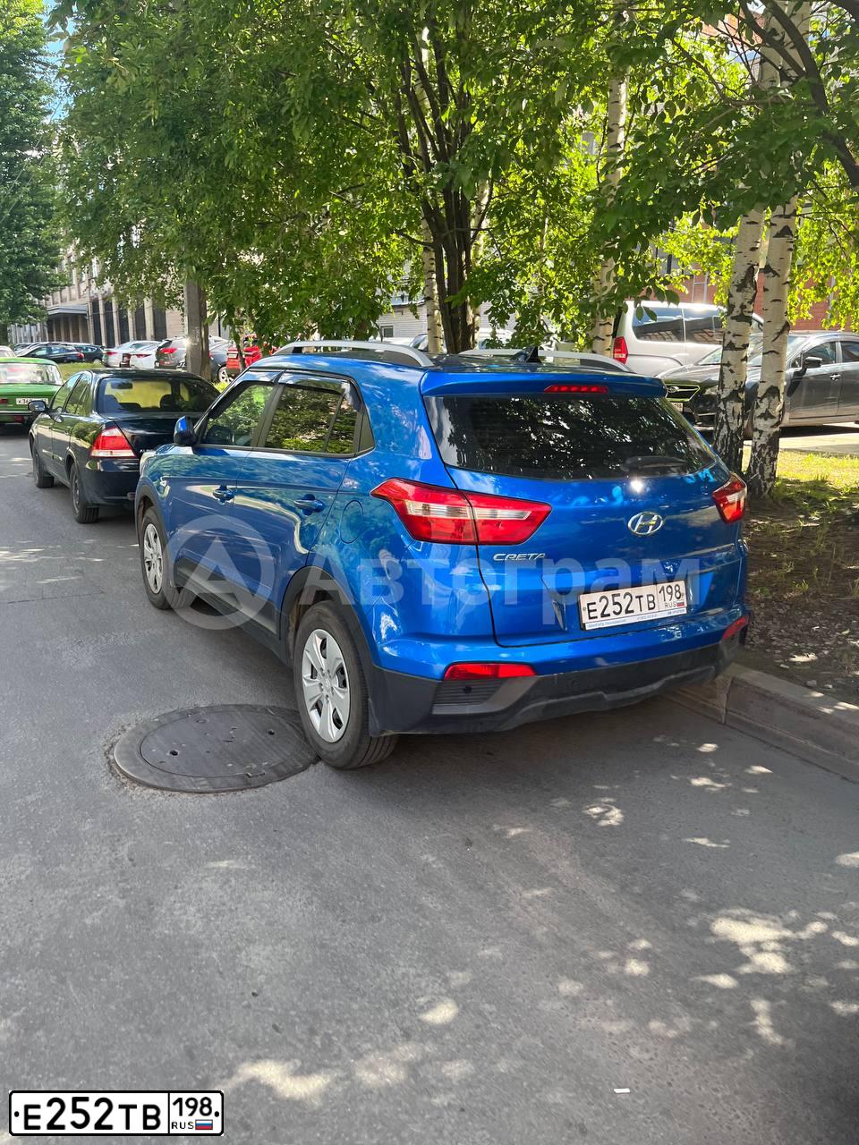 Фото автомобиля HYUNDAI CRETA, 2020 — госномер Е252ТВ198. Цвет: синий