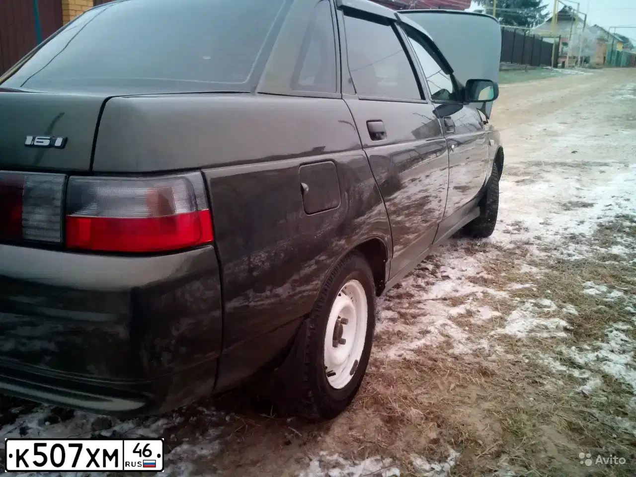 Фото автомобиля LADA 2110, 2006 — госномер С680АС46. Цвет: ЗОЛОТИСТЫЙ ТЕМНО-ЗЕЛЕНЫЙ