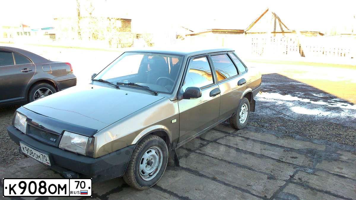Фото автомобиля LADA 2109 SAMARA, 2003 — госномер Е268УС70. Цвет: СЕРО-ЗЕЛЕНЫЙ