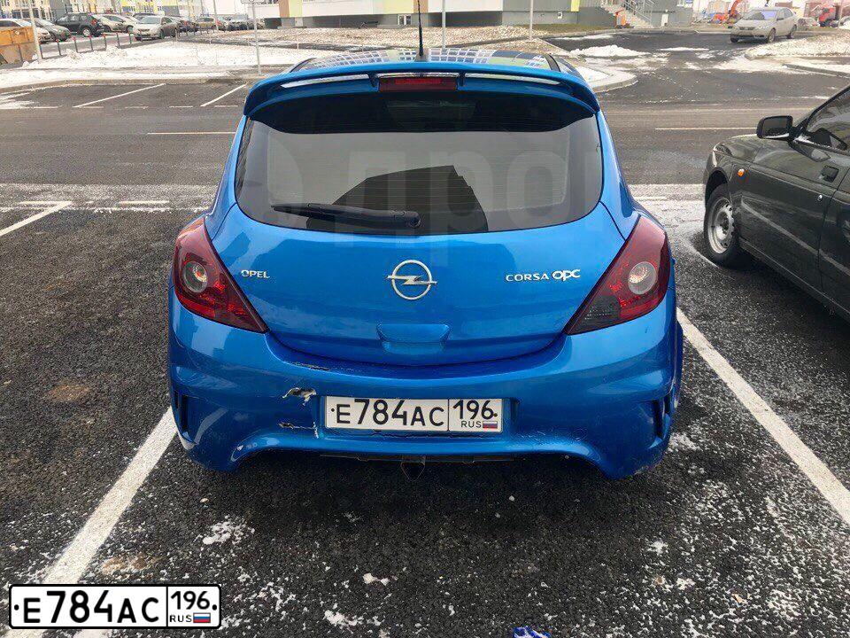 Фото автомобиля OPEL CORSA, 2008 — госномер Е784АС196. Цвет: СВЕТЛО-СИНИЙ