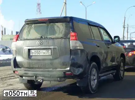 Фото автомобиля TOYOTA LAND CRUISER 200, 2015 — госномер А532ХН252