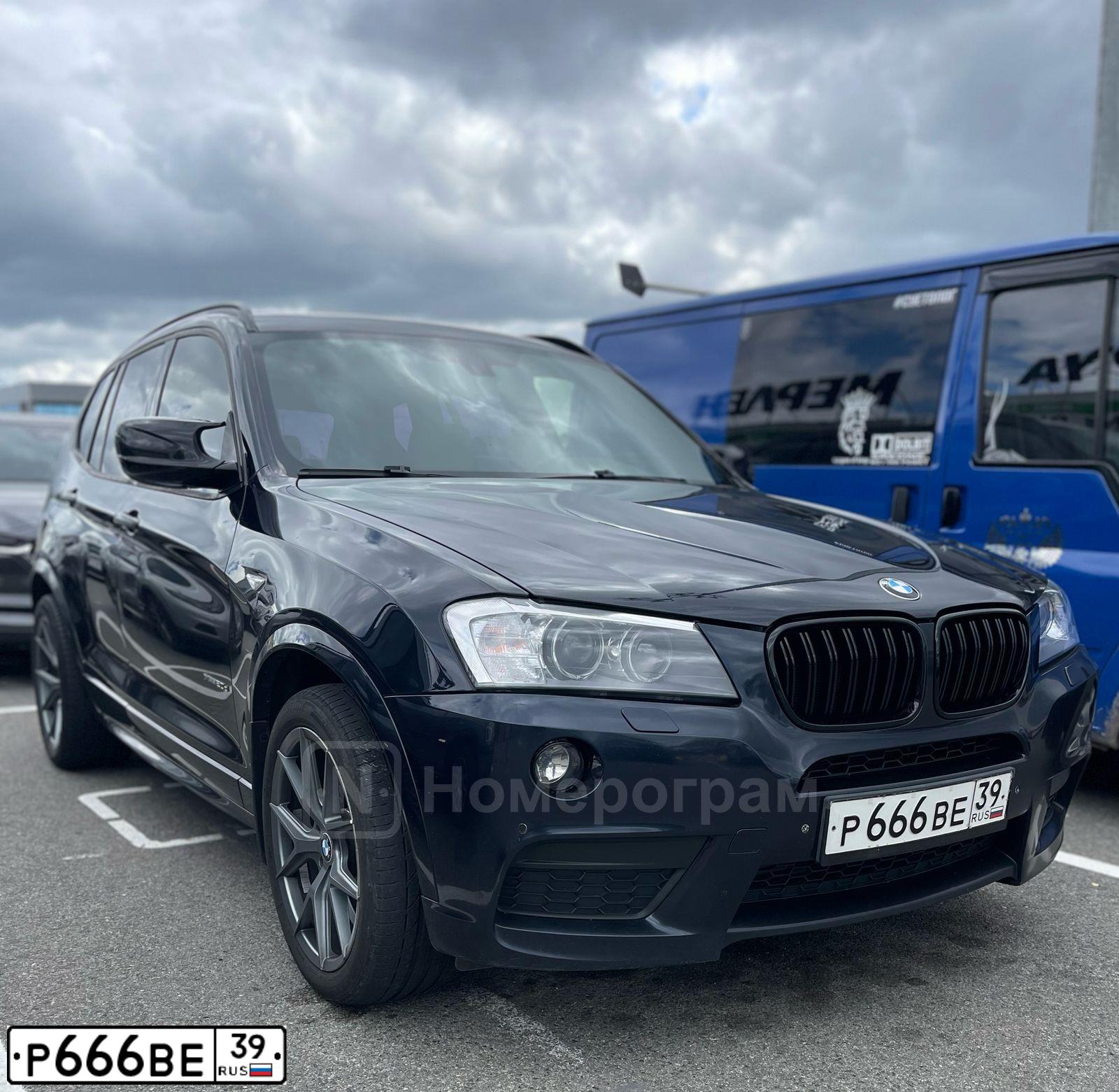 Фото автомобиля LEXUS S RX, 2001 — госномер Р666ВЕ39. Цвет: Серебристый