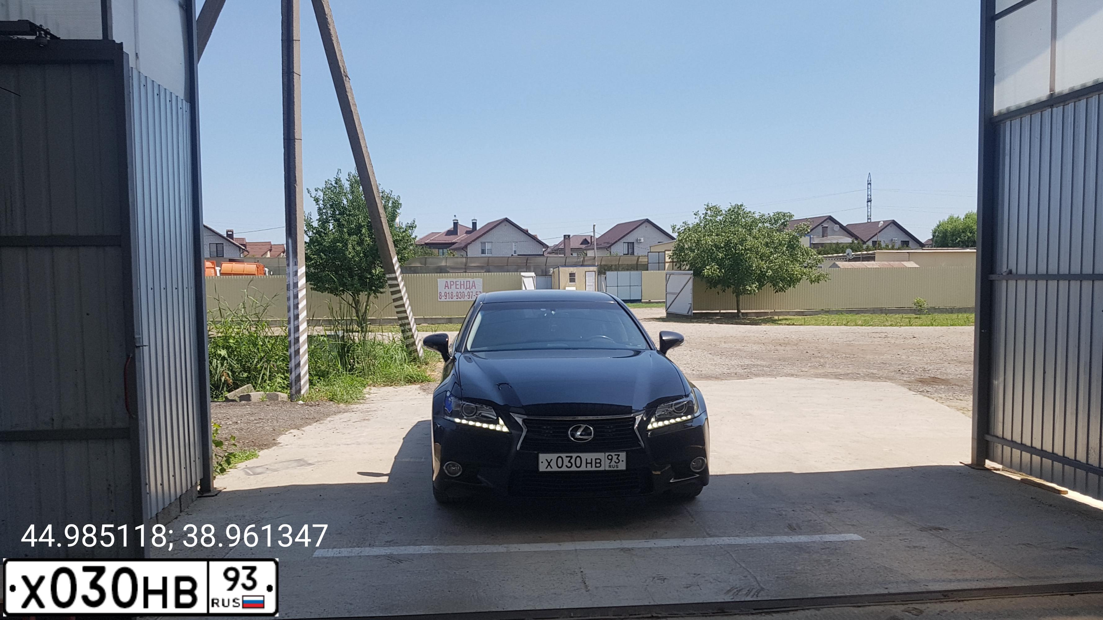 Фото автомобиля LEXUS GS, 2012 — госномер Е700ОО01. Цвет: ЧЕРНЫЙ