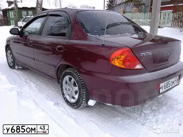 Фото автомобиля KIA SPECTRA, 2006 — госномер У685ОМ43. Цвет: КРАСНЫЙ ПЕРЕЦ
