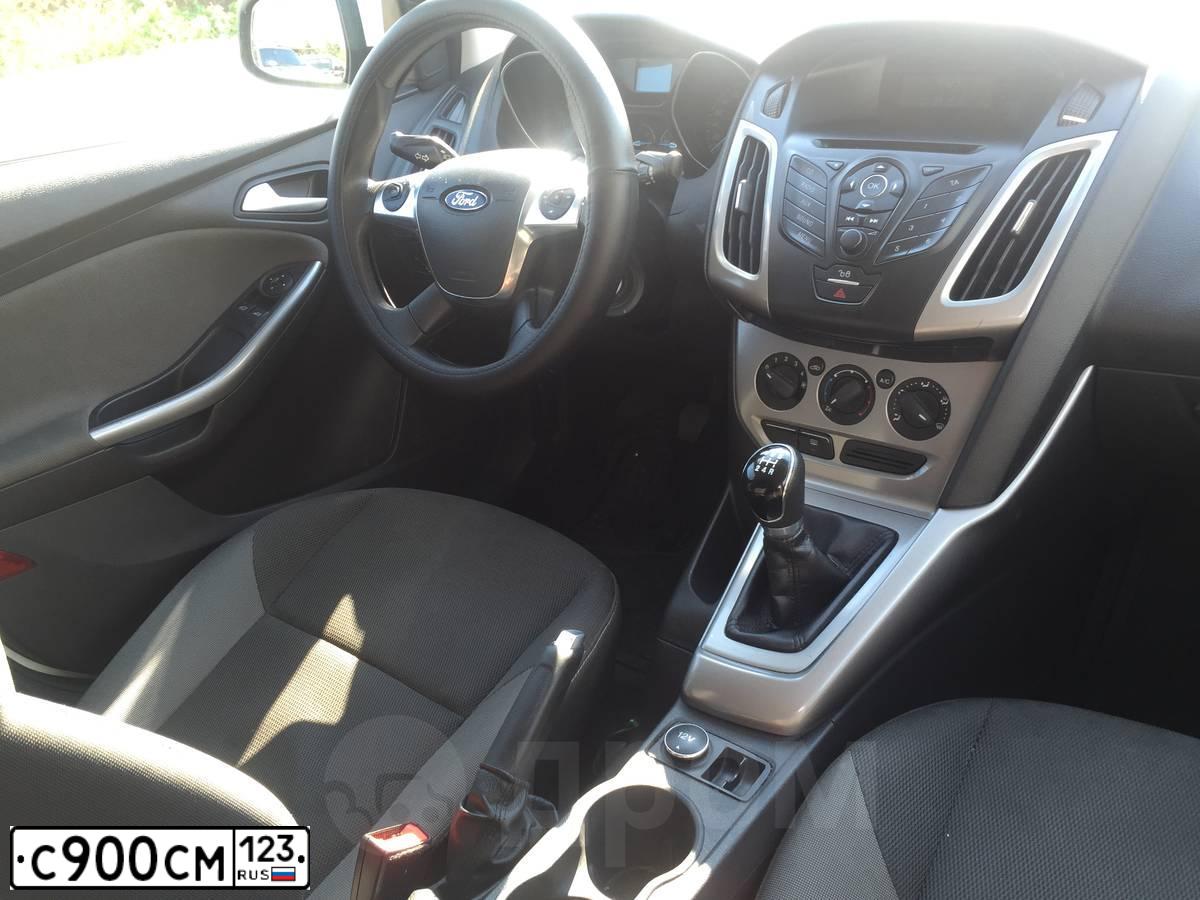 Фото автомобиля MERCEDES E-KLASSE, 2016 — госномер Р111КЕ96. Цвет: БЕЛЫЙ