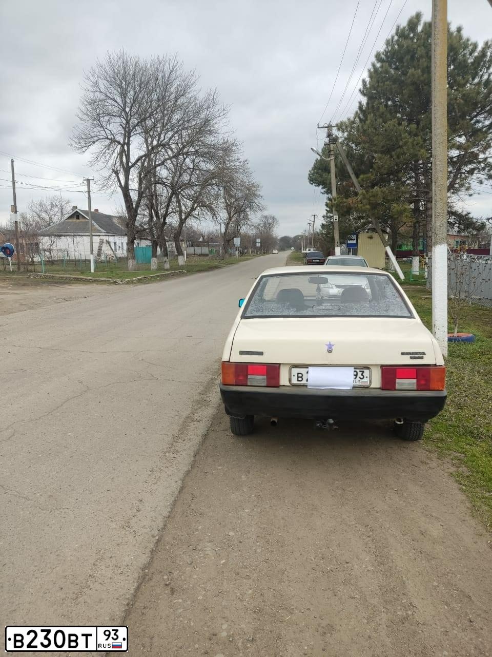 Фото автомобиля LADA 21099, 1995 — госномер С105ОМ193. Цвет: САФАРИ