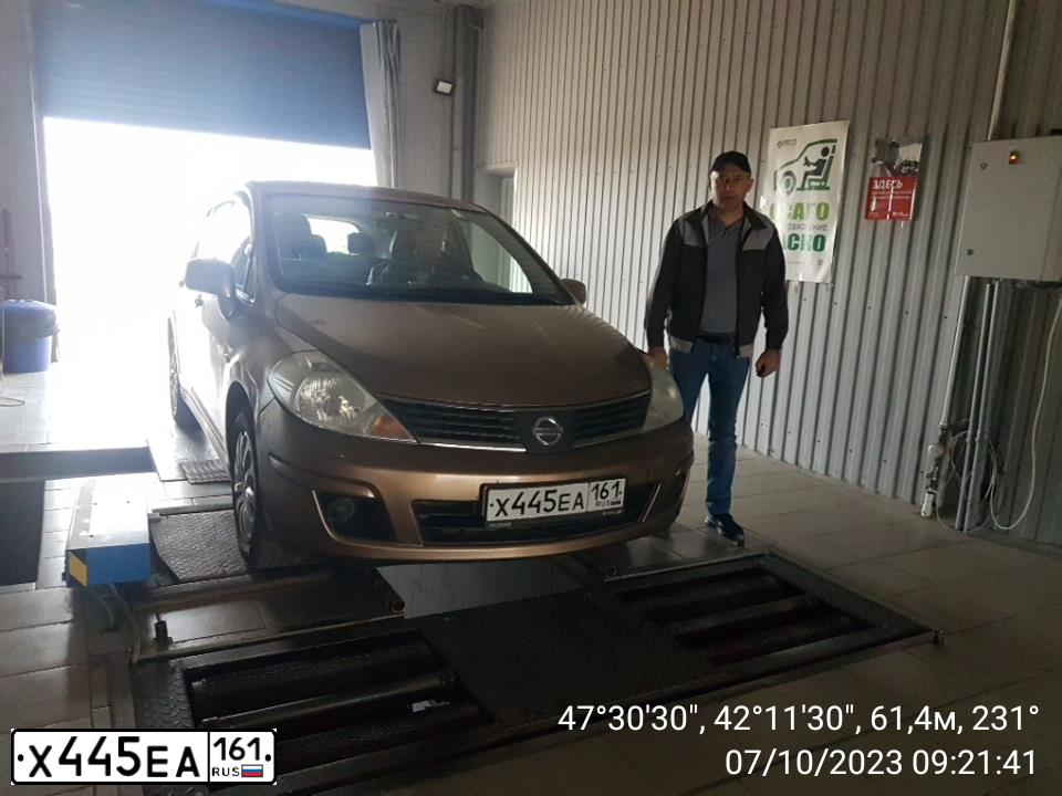 Фото автомобиля LADA 2110, 2003 — госномер К190АВ761. Цвет: ЗОЛОТИСТО-СЕРЫЙ