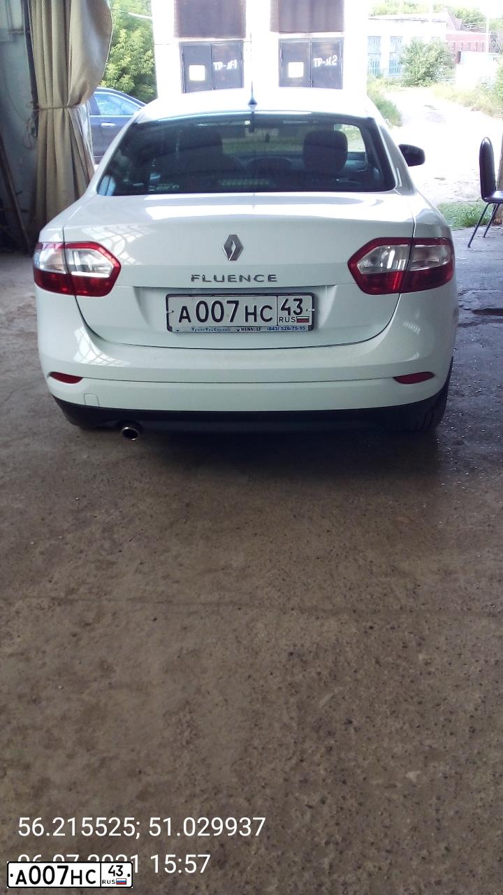 Фото автомобиля RENAULT FLUENCE, 2011 — госномер А007НС43. Цвет: БЕЛЫЙ