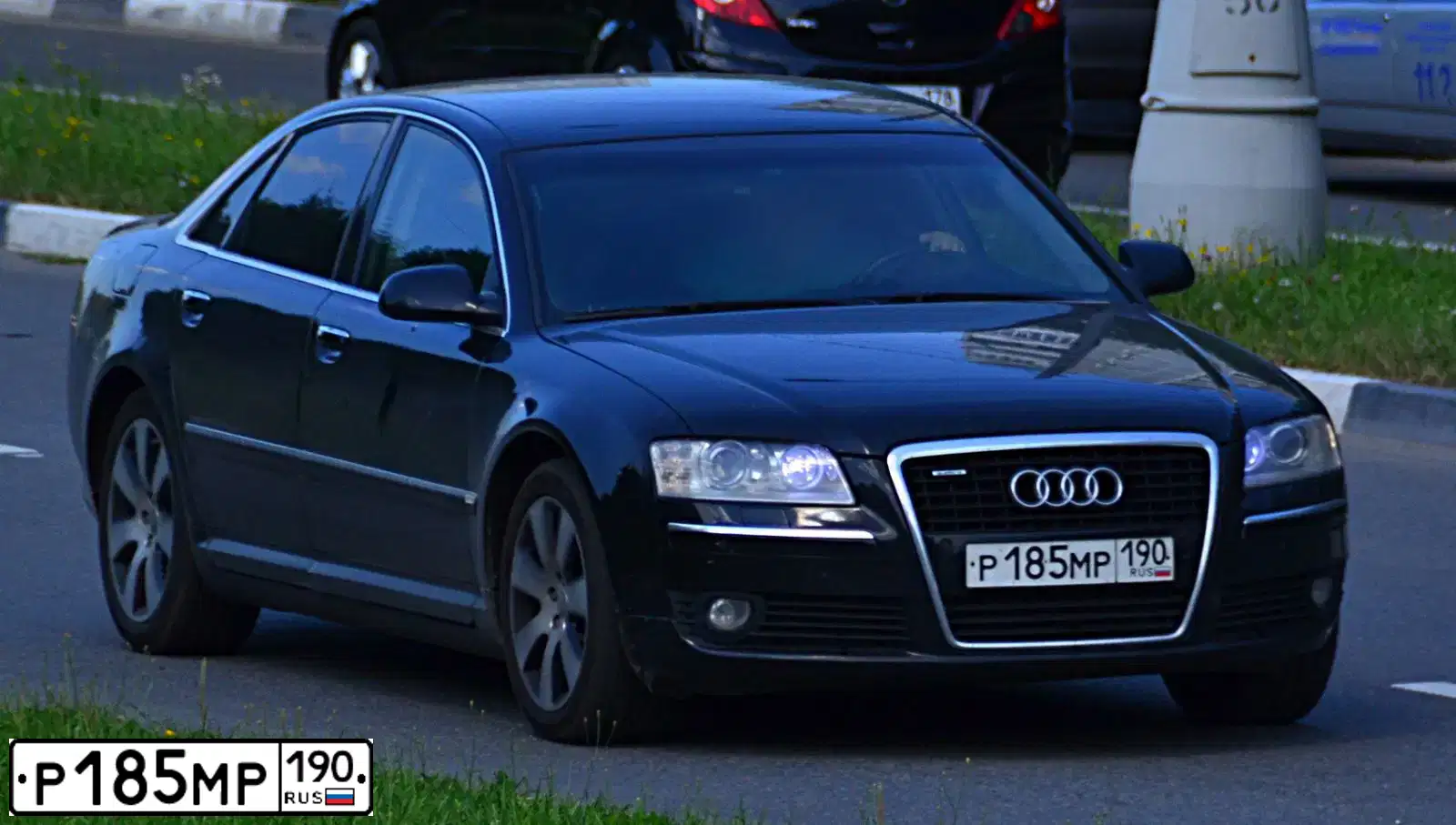 Фото автомобиля AUDI A8, 2005 — госномер В591ОС790. Цвет: ЧЕРНЫЙ