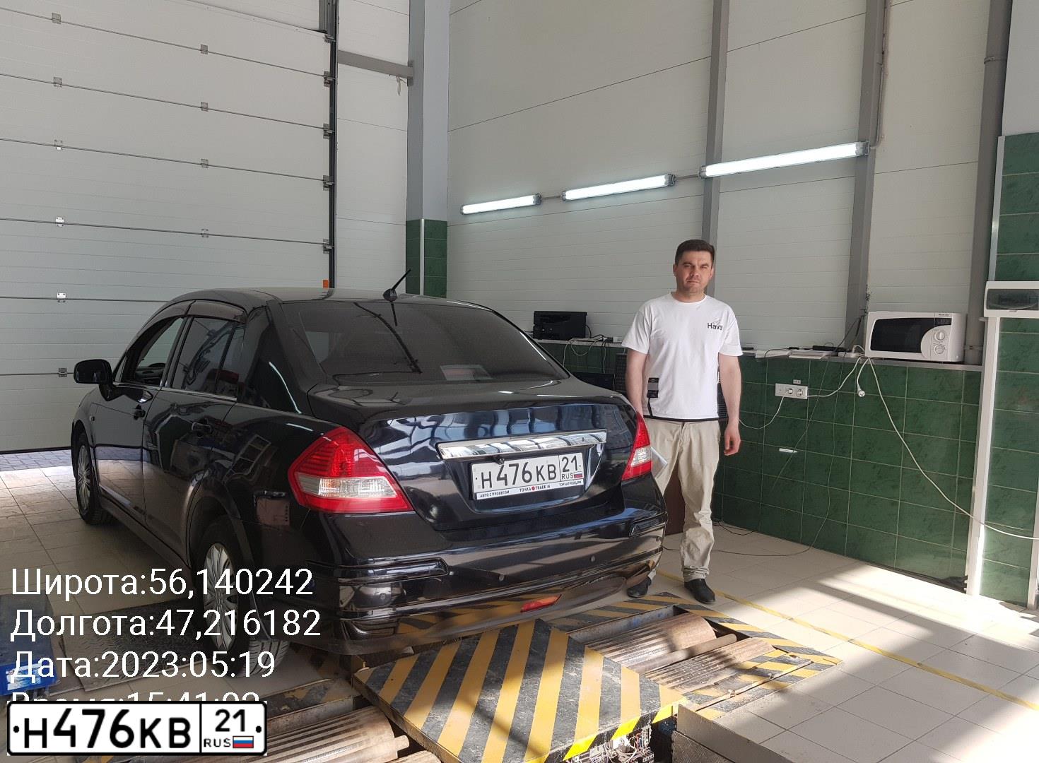 Фото автомобиля NISSAN TIIDA, 2007 — госномер С810АР12. Цвет: ЧЕРНЫЙ