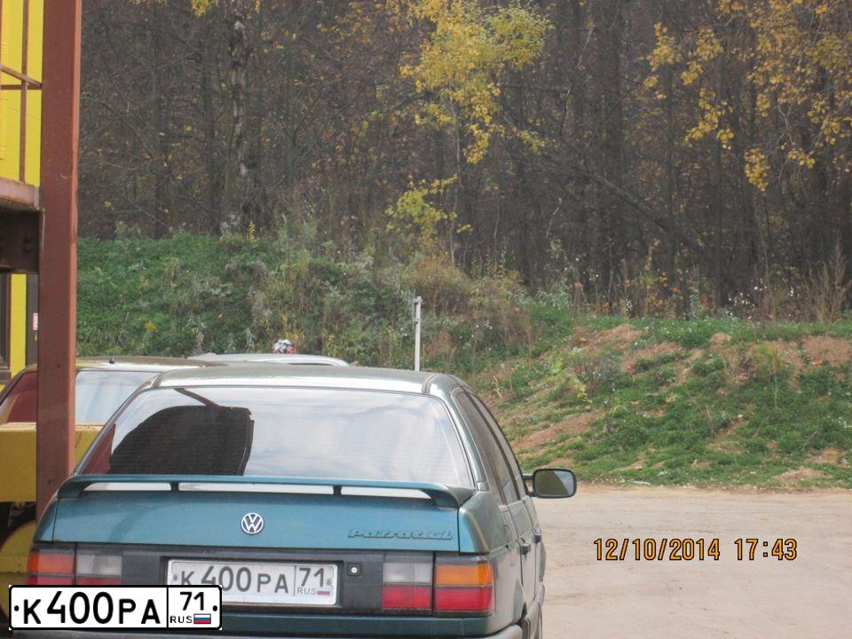 Фото автомобиля VOLKSWAGEN PASSAT, 1991 — госномер В025УЕ71. Цвет: ЗЕЛЕНЫЙ