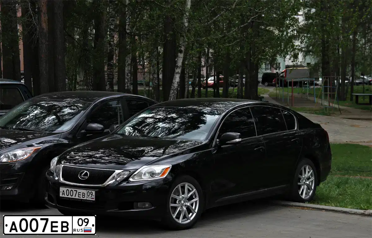 Фото автомобиля LEXUS GS300, 2008 — госномер М666ЕУ750. Цвет: ЧЕРНЫЙ
