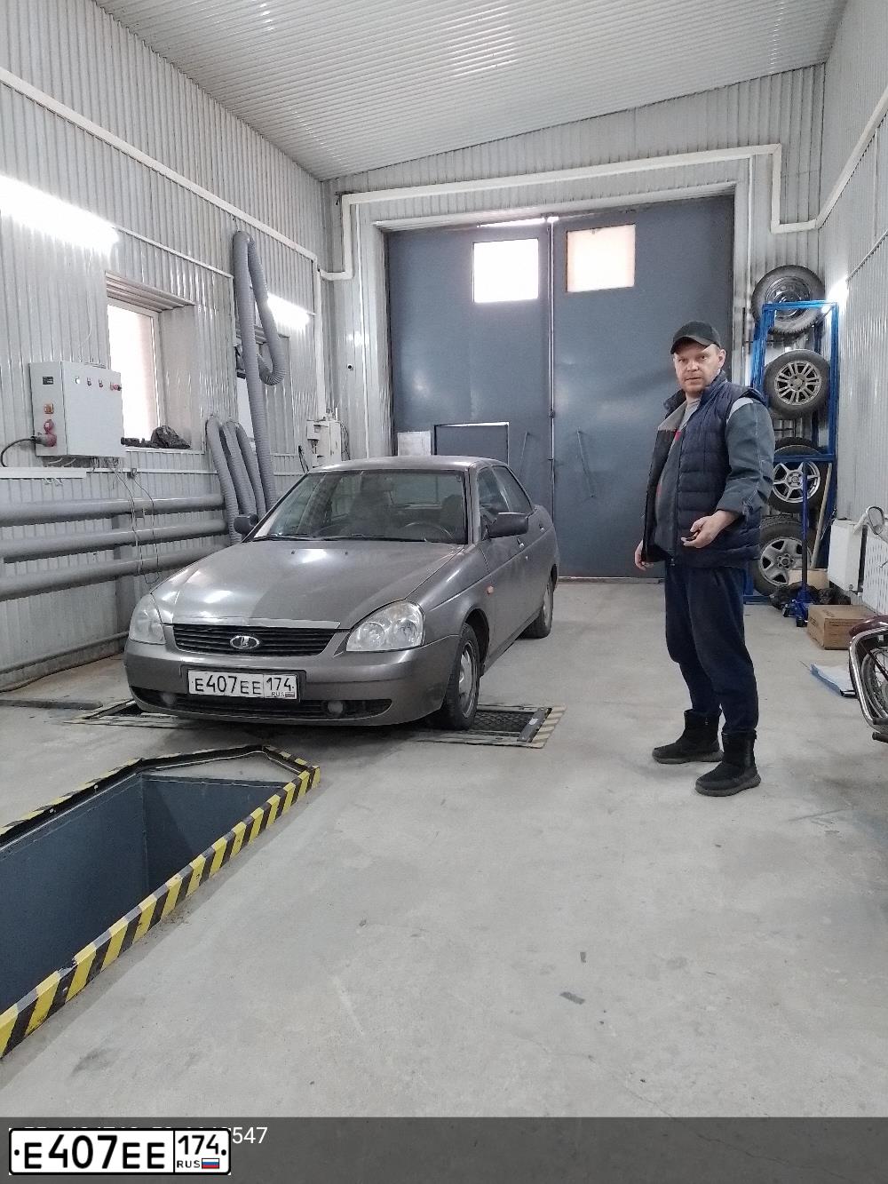 Фото автомобиля LADA 2170 PRIORA, 2007 — госномер Е407ЕЕ174. Цвет: КОРИЧНЕВЫЙ