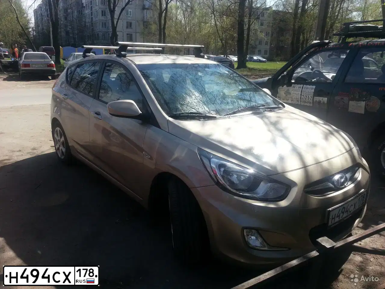 Фото автомобиля HYUNDAI SOLARIS, 2012 — госномер А578НМ57. Цвет: БЕЖЕВО-СЕРЫЙ