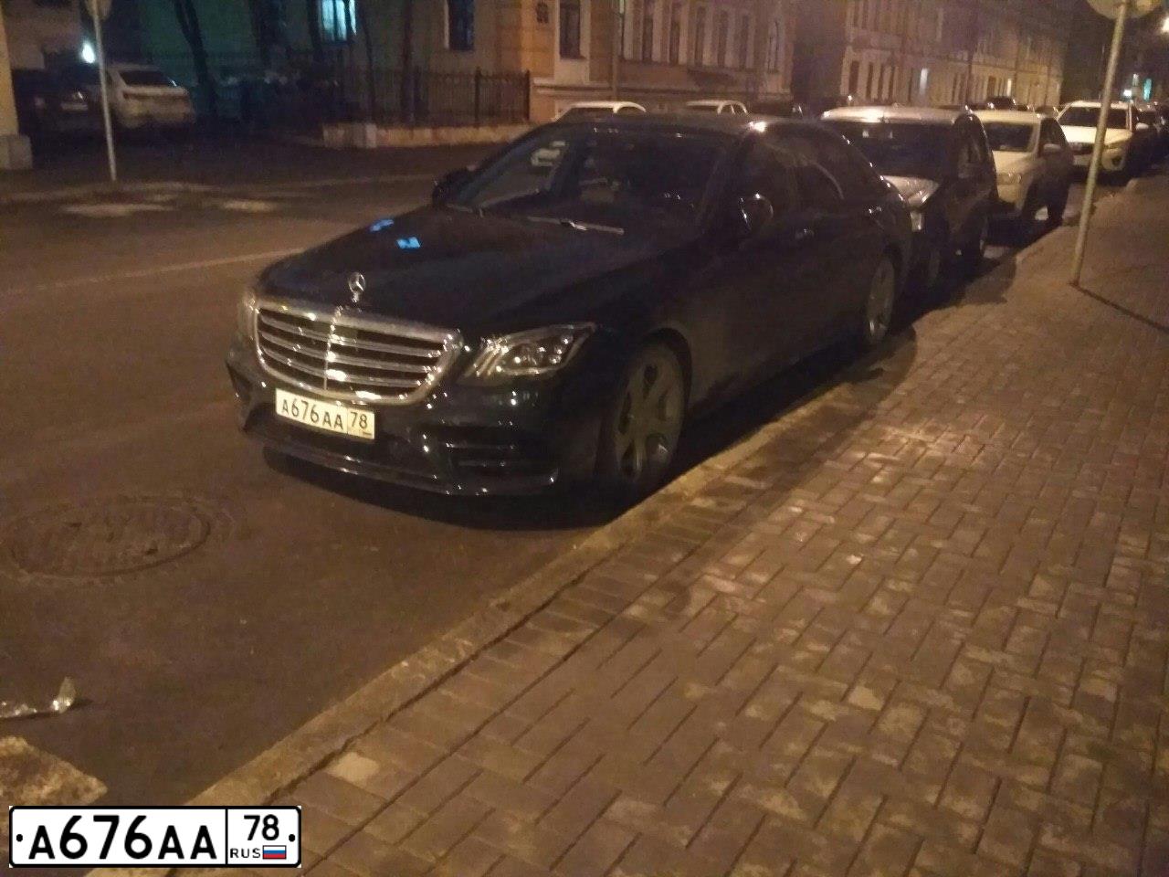 Фото автомобиля MERCEDES CL-KLASSE, 2008 — госномер А787АА47. Цвет: ЧЕРНЫЙ
