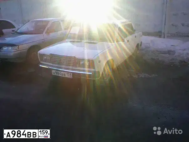 Фото автомобиля LADA 2107, 1994 — госномер М964КА159. Цвет: Белый
