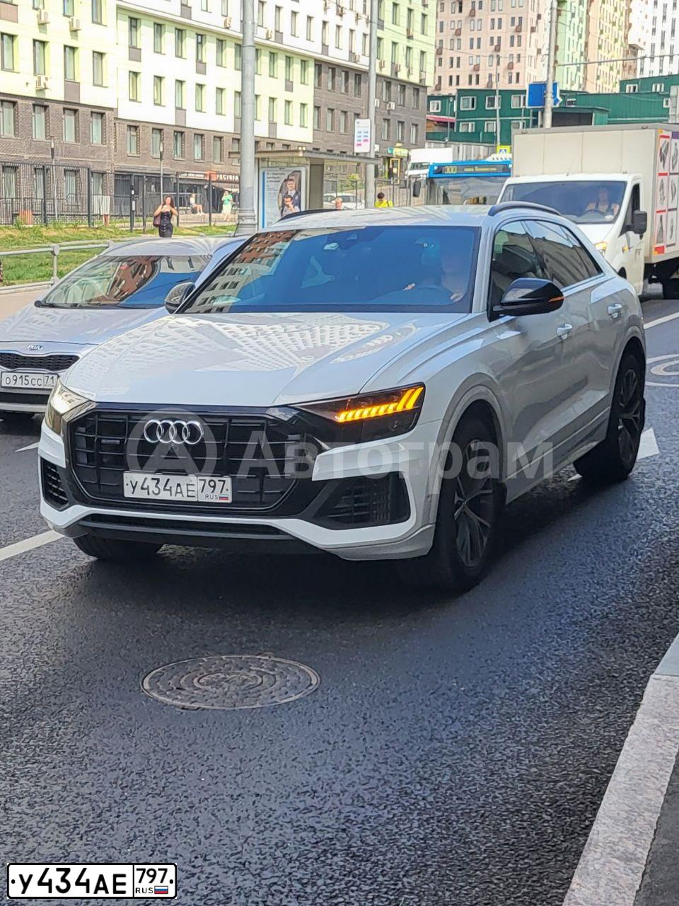 Фото автомобиля AUDI Q8, 2019 — госномер Т041АТ250