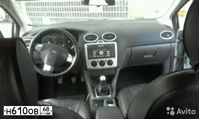 Фото автомобиля FORD FOCUS, 2006 — госномер Н610ОВ68. Цвет: Серебристый