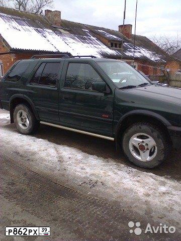 Фото автомобиля OPEL FRONTERA, 1993 — госномер В403РА77. Цвет: ЗЕЛЕНЫЙ