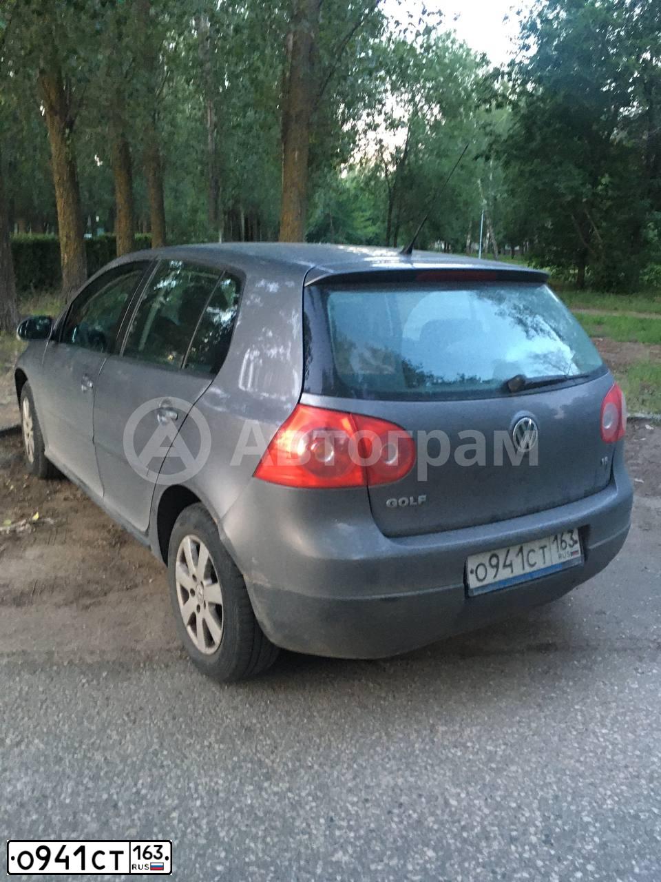Фото автомобиля VOLKSWAGEN GOLF, 2008 — госномер О941СТ163. Цвет: СЕРЫЙ