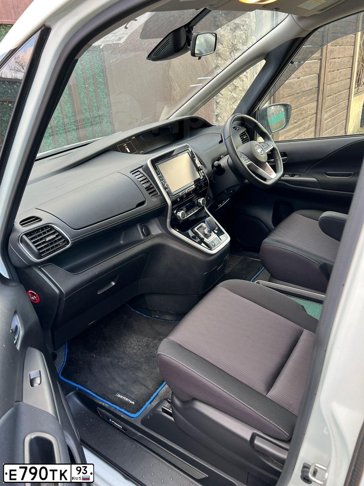 Фото автомобиля NISSAN TEANA, 2010 — госномер Е740ТК93. Цвет: ЧЕРНЫЙ