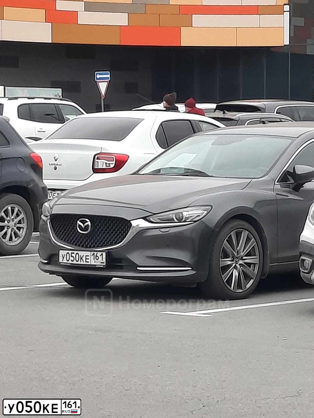 Фото автомобиля MAZDA 3, 2008 — госномер У050КЕ161. Цвет: СЕРЫЙ
