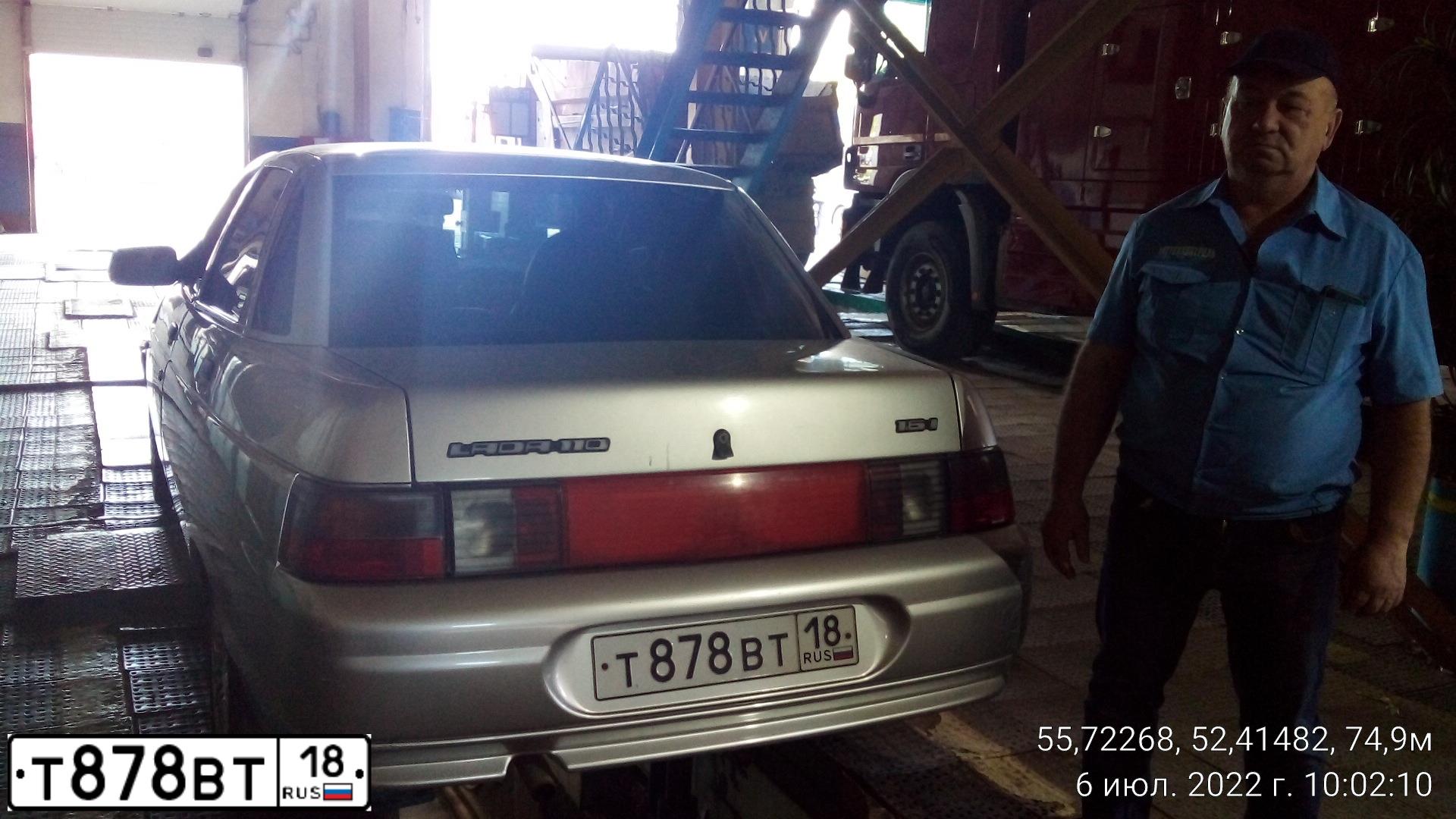 Фото автомобиля LADA 2110 LADA, 2007 — госномер Е878ВТ18. Цвет: СЕРЕБРИСТЫЙ