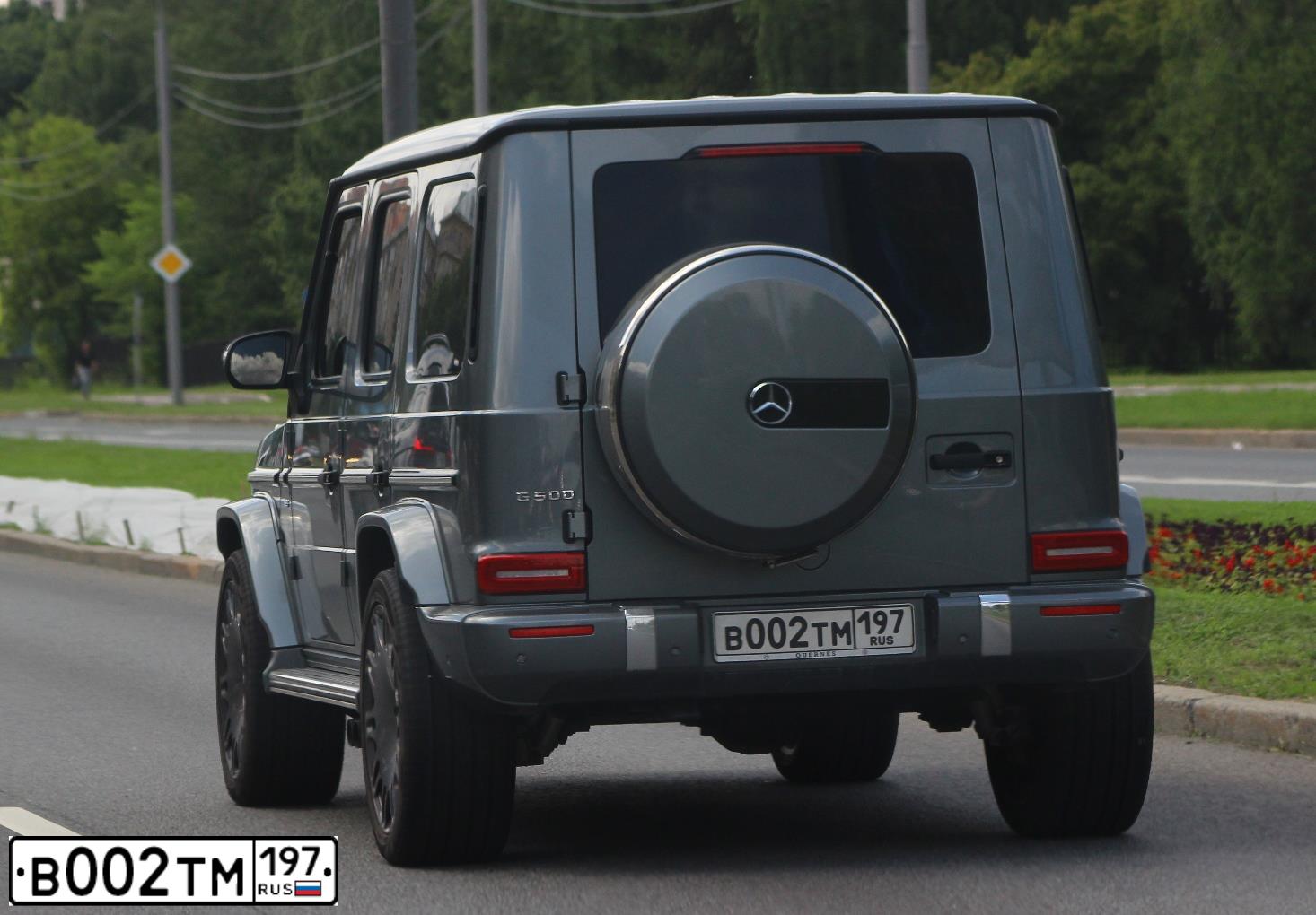 Фото автомобиля MITSUBISHI PAJERO, 2011 — госномер А832ХА92. Цвет: Коричневый