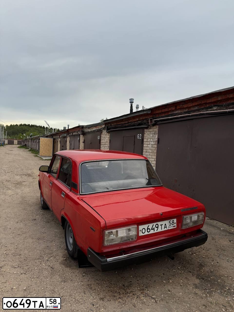 Фото автомобиля LADA 2107 LADA, 1990 — госномер О649ТА58. Цвет: КРАСНЫЙ