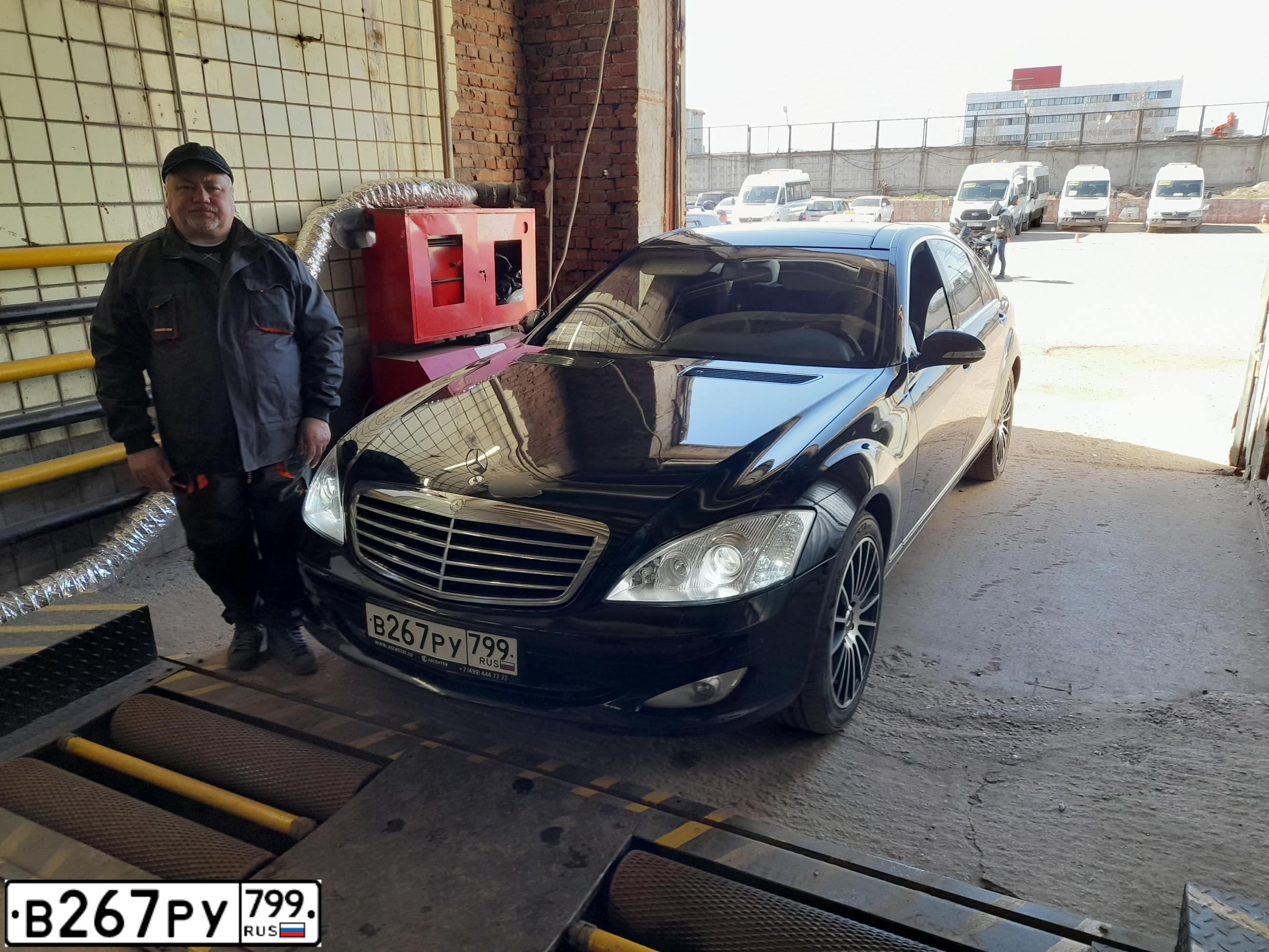 Фото автомобиля MERCEDES S-KLASSE, 2008 — госномер В231УО69. Цвет: ЧЕРНЫЙ