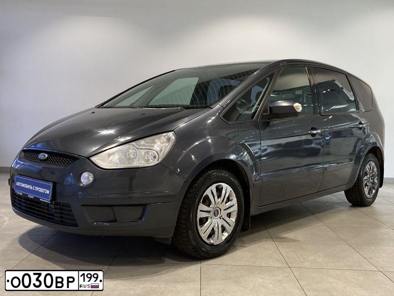 Фото автомобиля FORD S-MAX, 2007 — госномер О030ВР199. Цвет: темно-серый