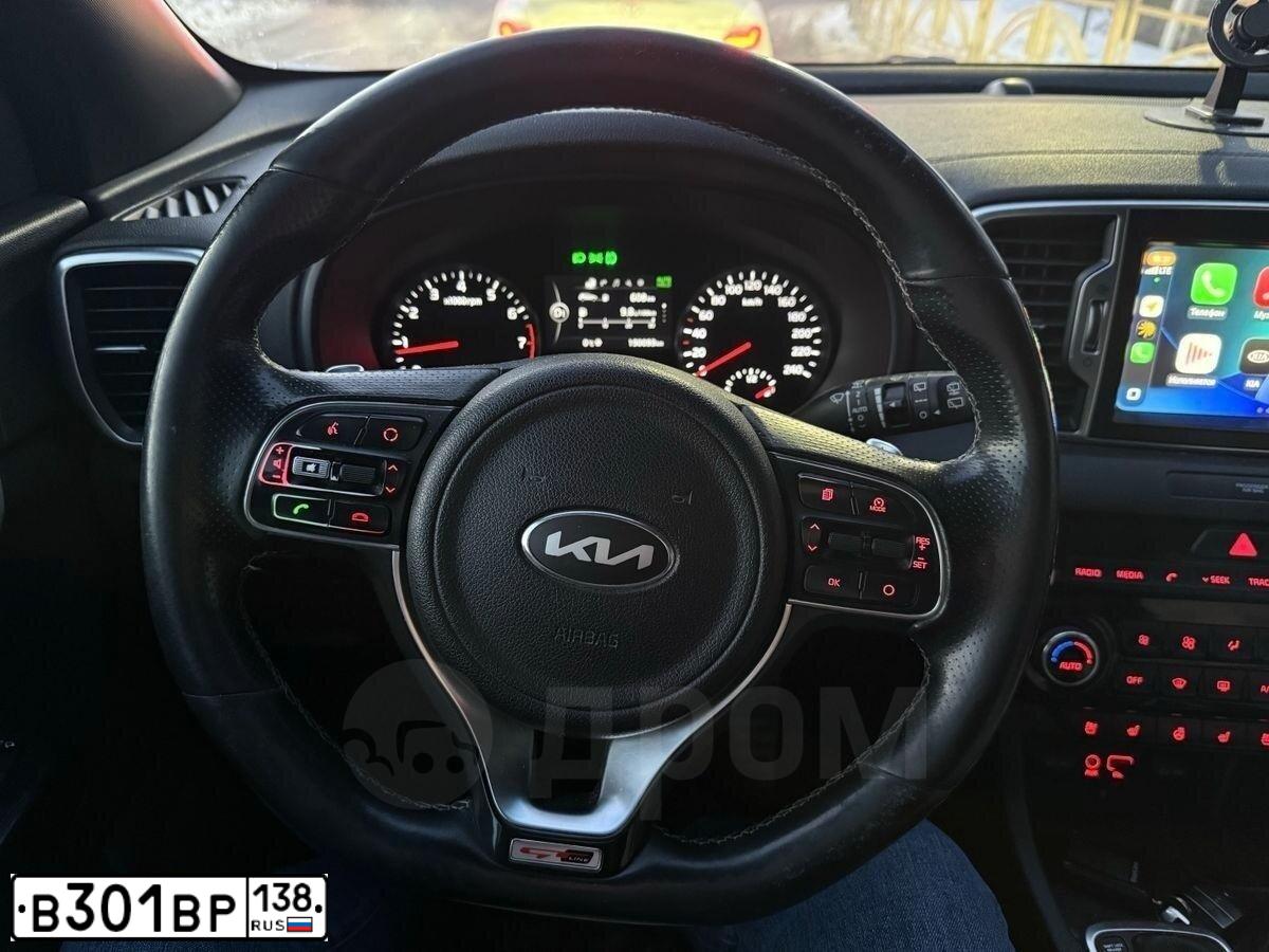 Фото автомобиля KIA SPORTAGE, 2018 — госномер В301ВР138. Цвет: БЕЛЫЙ